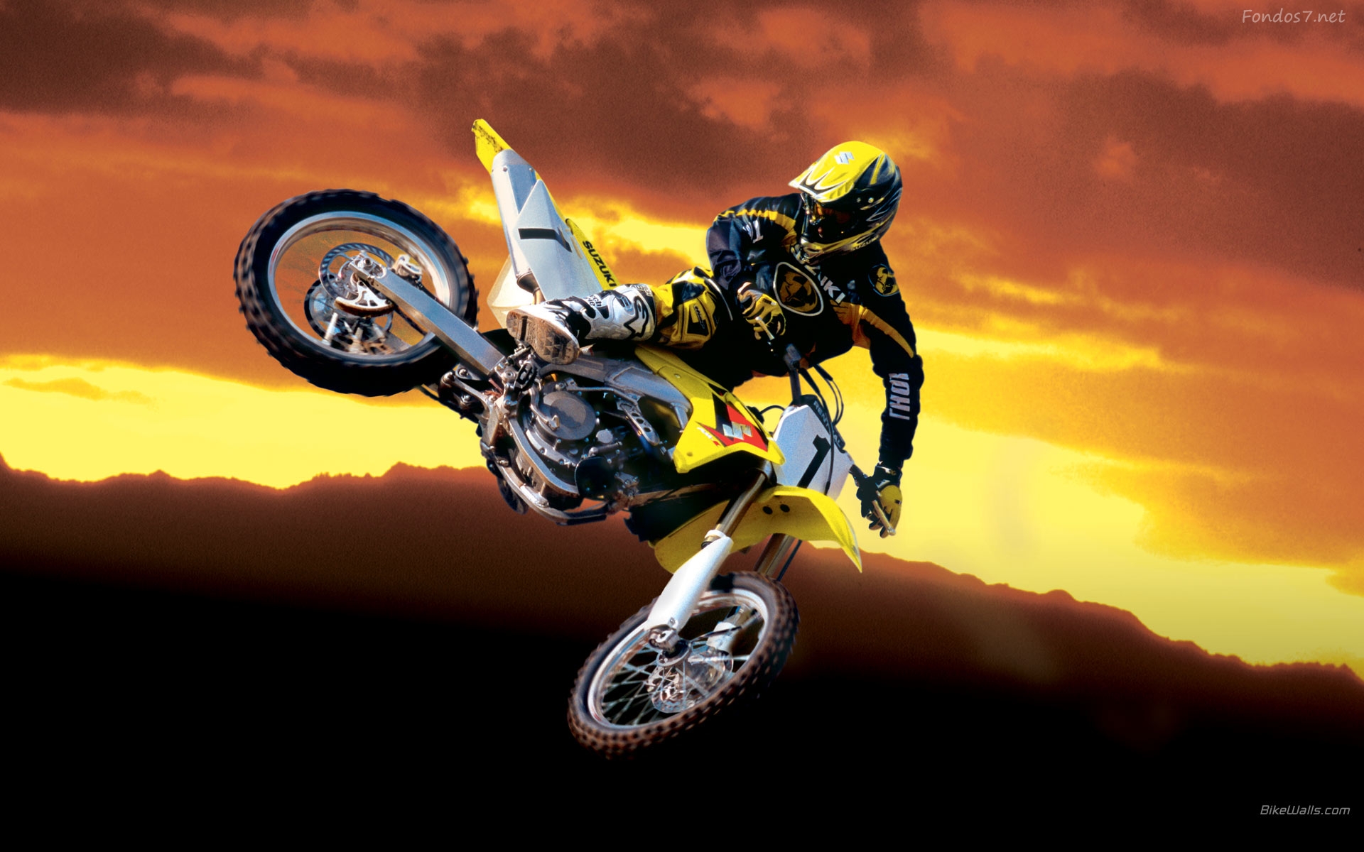 Motocross Salto Wallpaper Widescreen Original
