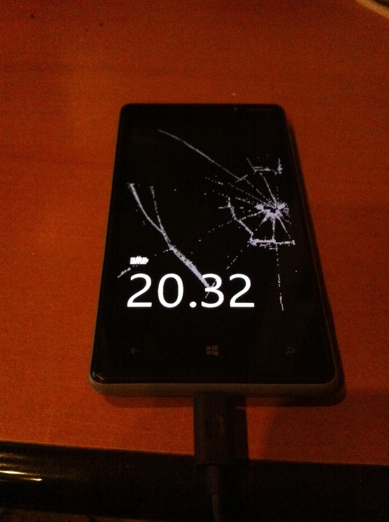 The Windows Phone Central Glance Background Contest