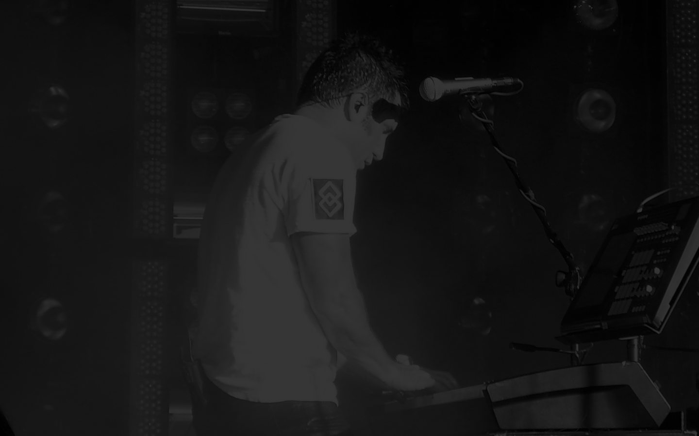 Trent Reznor On Keyboard Dark Wallpaper