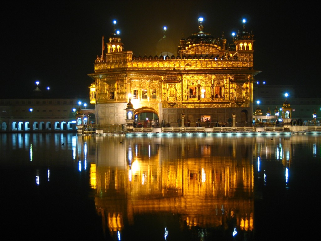 932 Golden Temple Amritsar Stock Video Footage  4K and HD Video Clips   Shutterstock