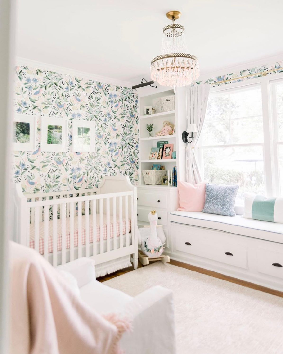 Caitlin Wilson Design Citron Vert Wallpaper Makes For A Fresh