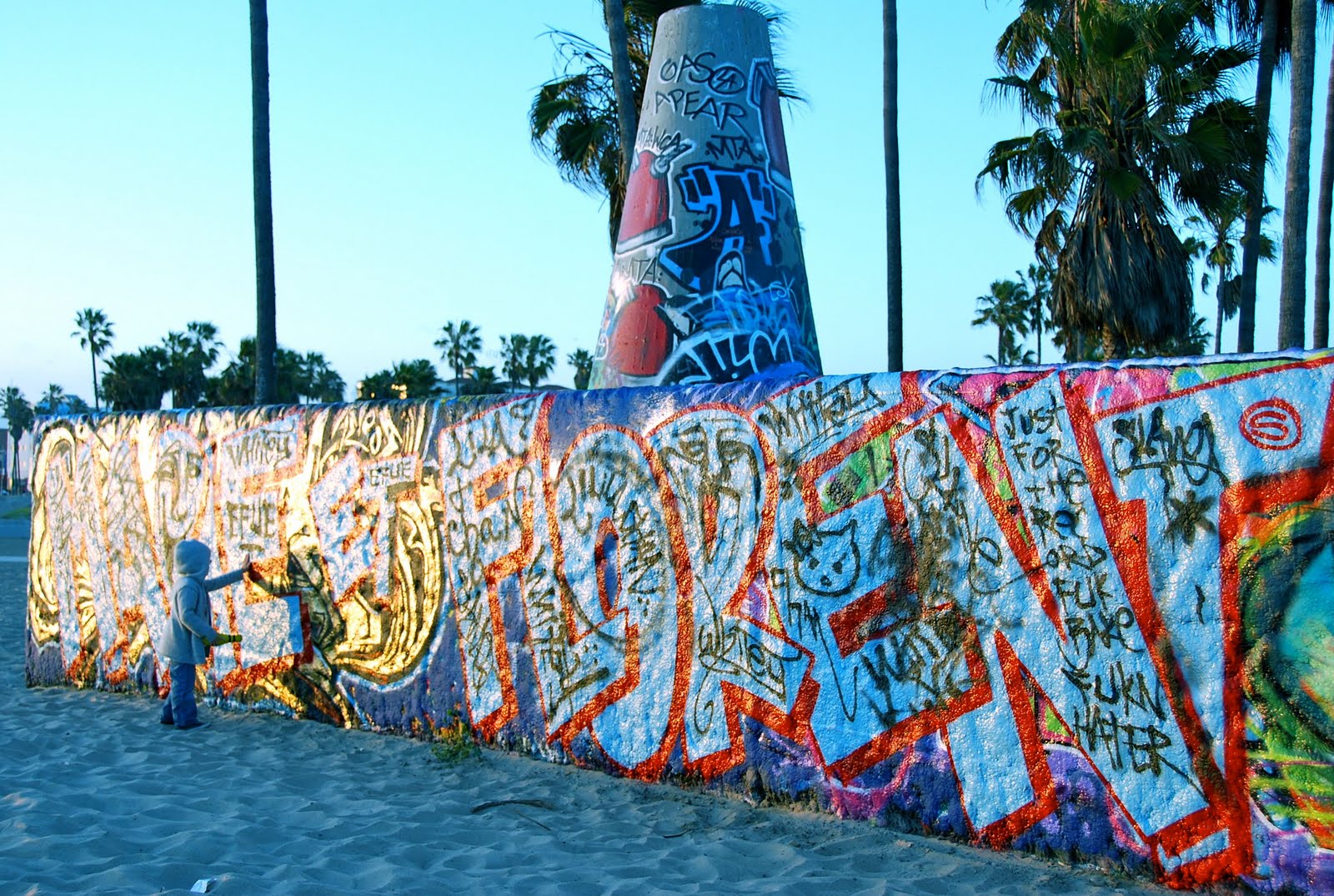 Venice Graffitisolaire Beach Graffiti Wall P2lcs7vu Apex