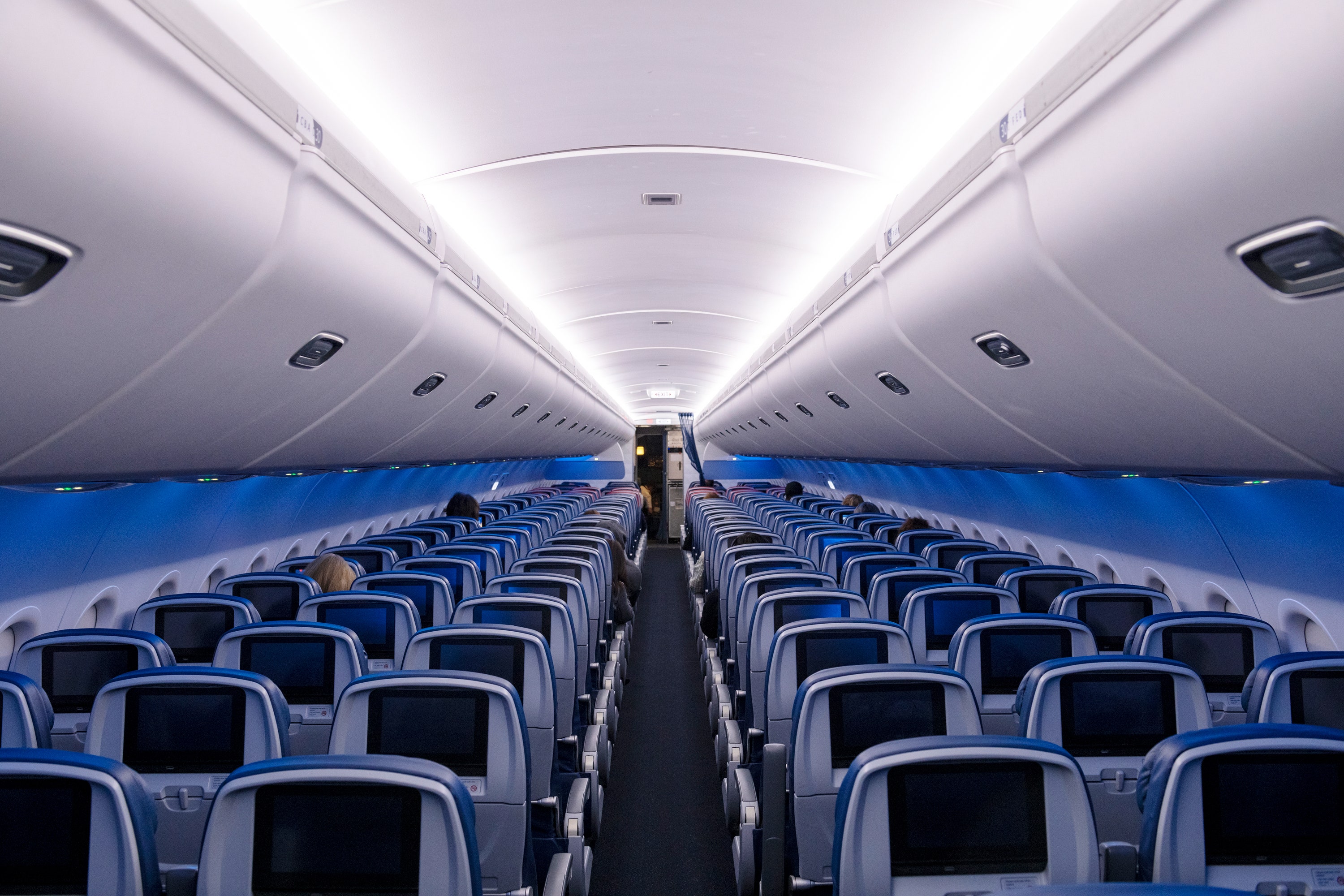 Delta Air Lines Is Blocking Middle Seats Until October Cond