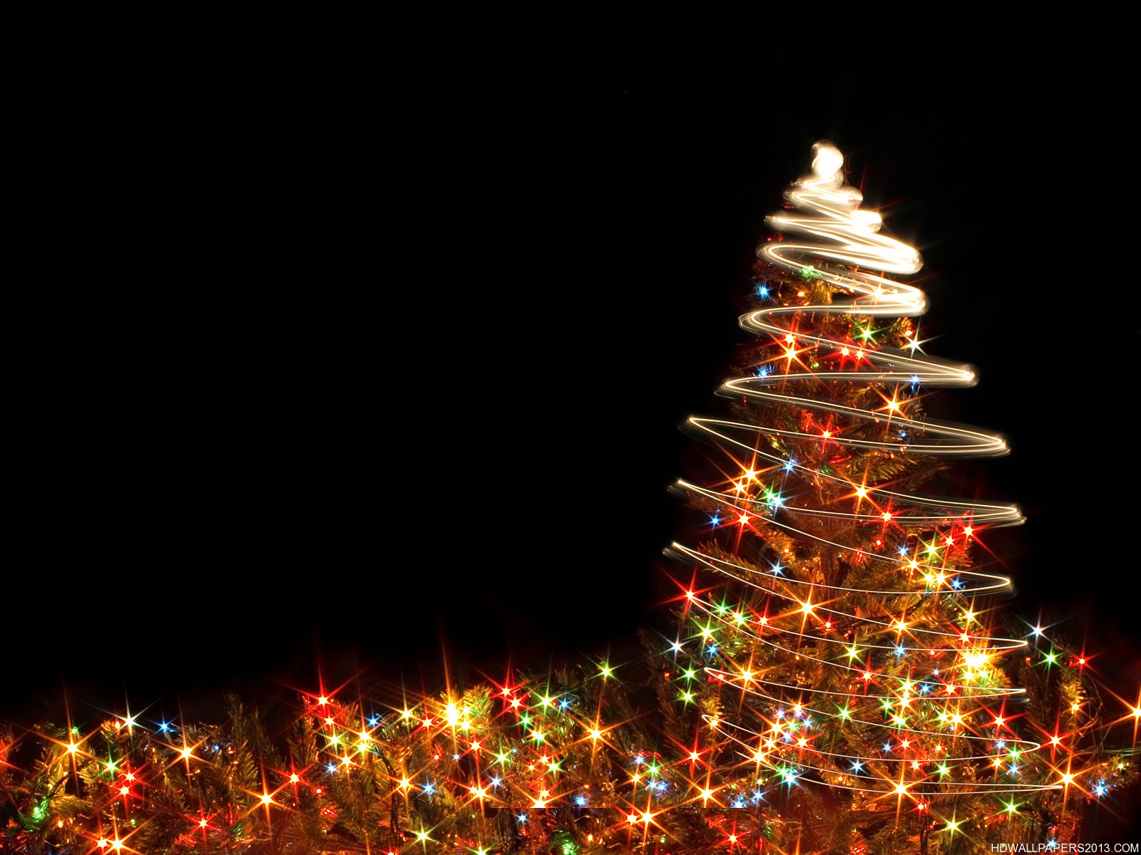 Christmas Tree Sparkle Wallpaper High Definition
