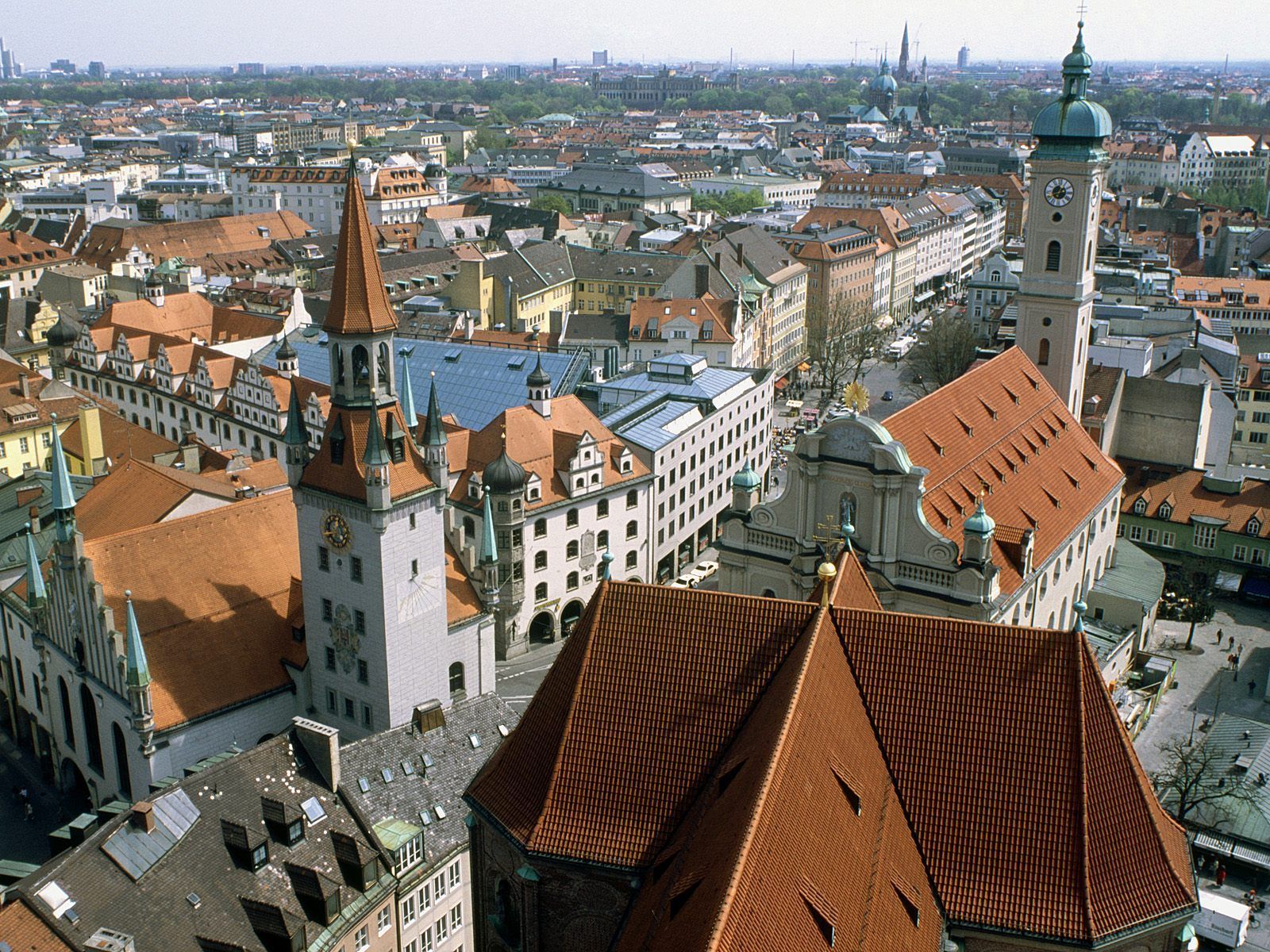 Munich Wallpaper Group