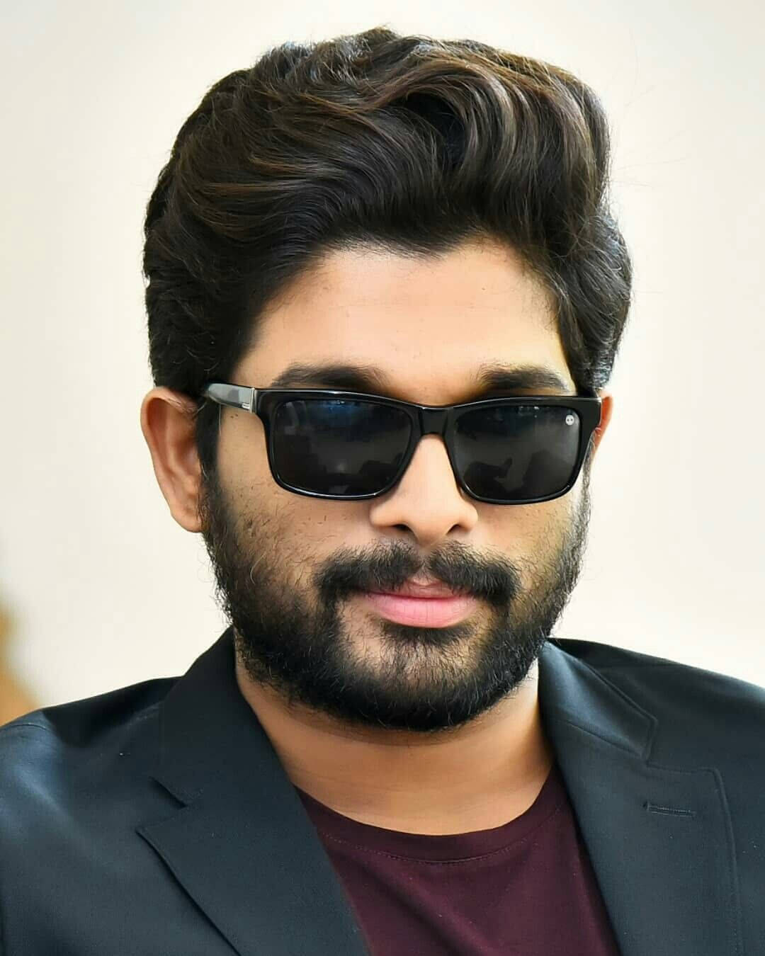 Allu Arjun Wallpaper