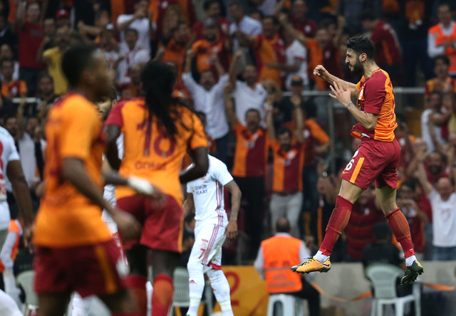 Galatasarayl Tolga Ci Erci Kariyer Zirvesini Ya Yor