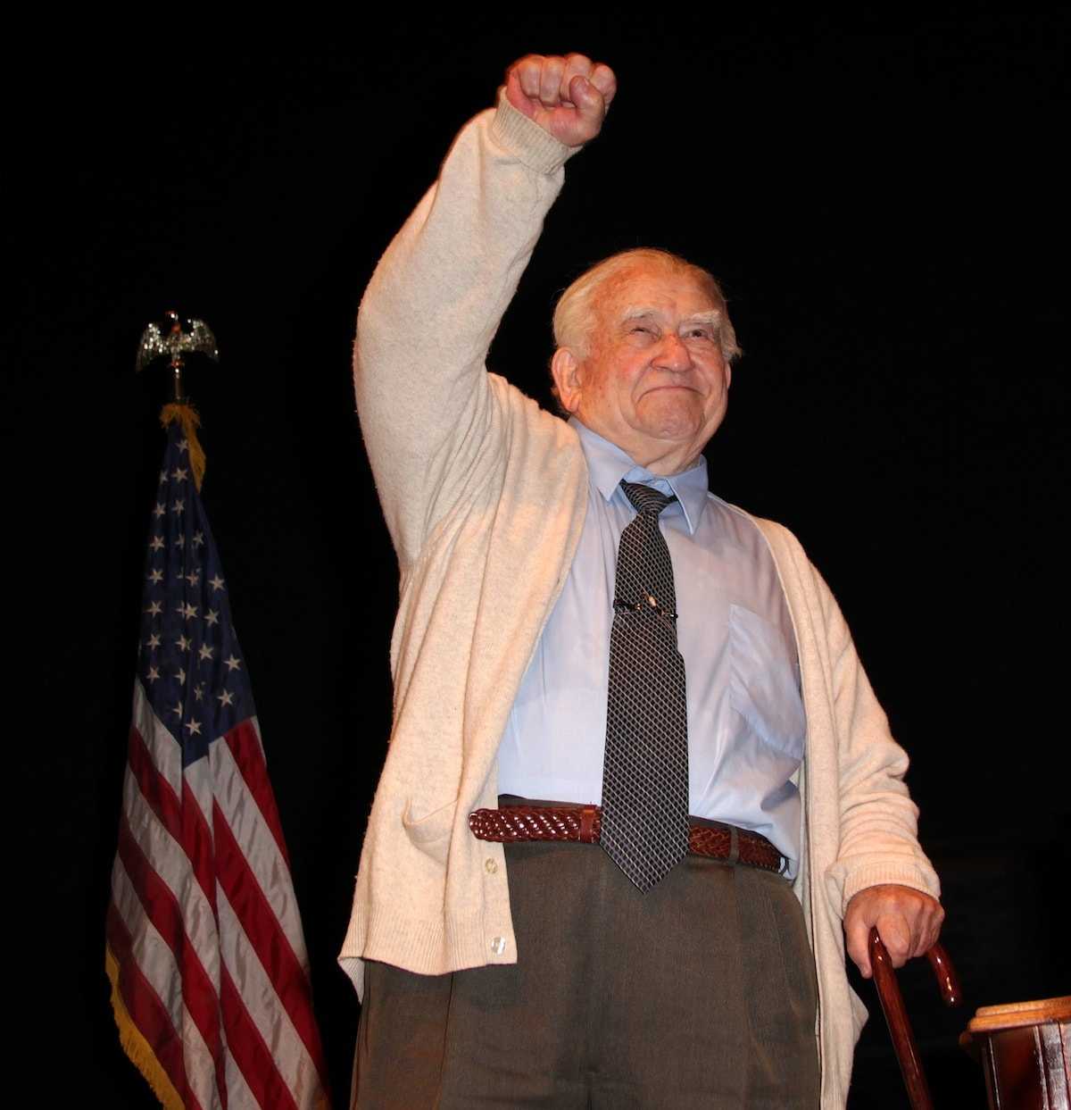 Ed Asner Wallpaper