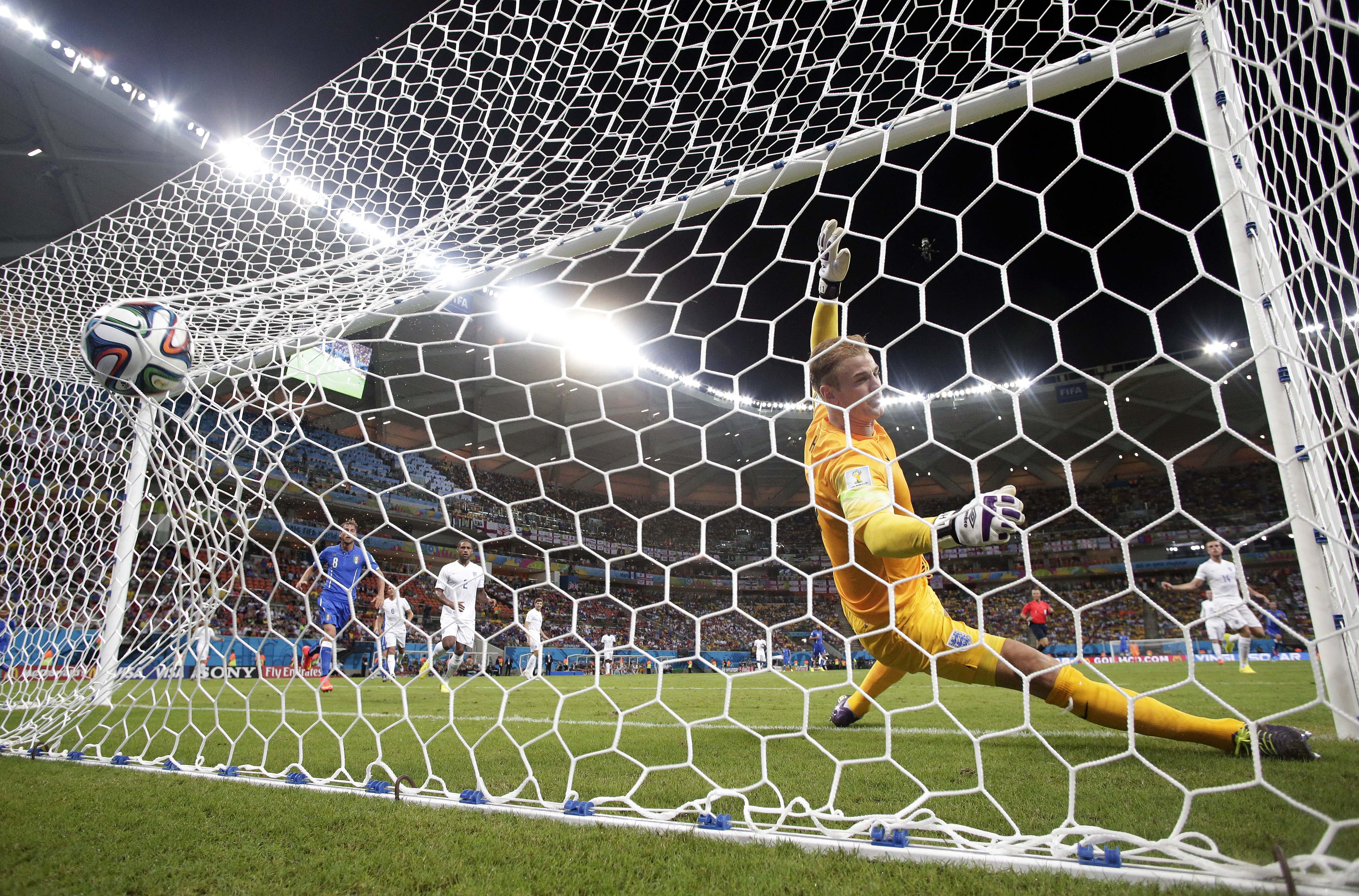Soccer Sports 4k Ultra HD Wallpaper