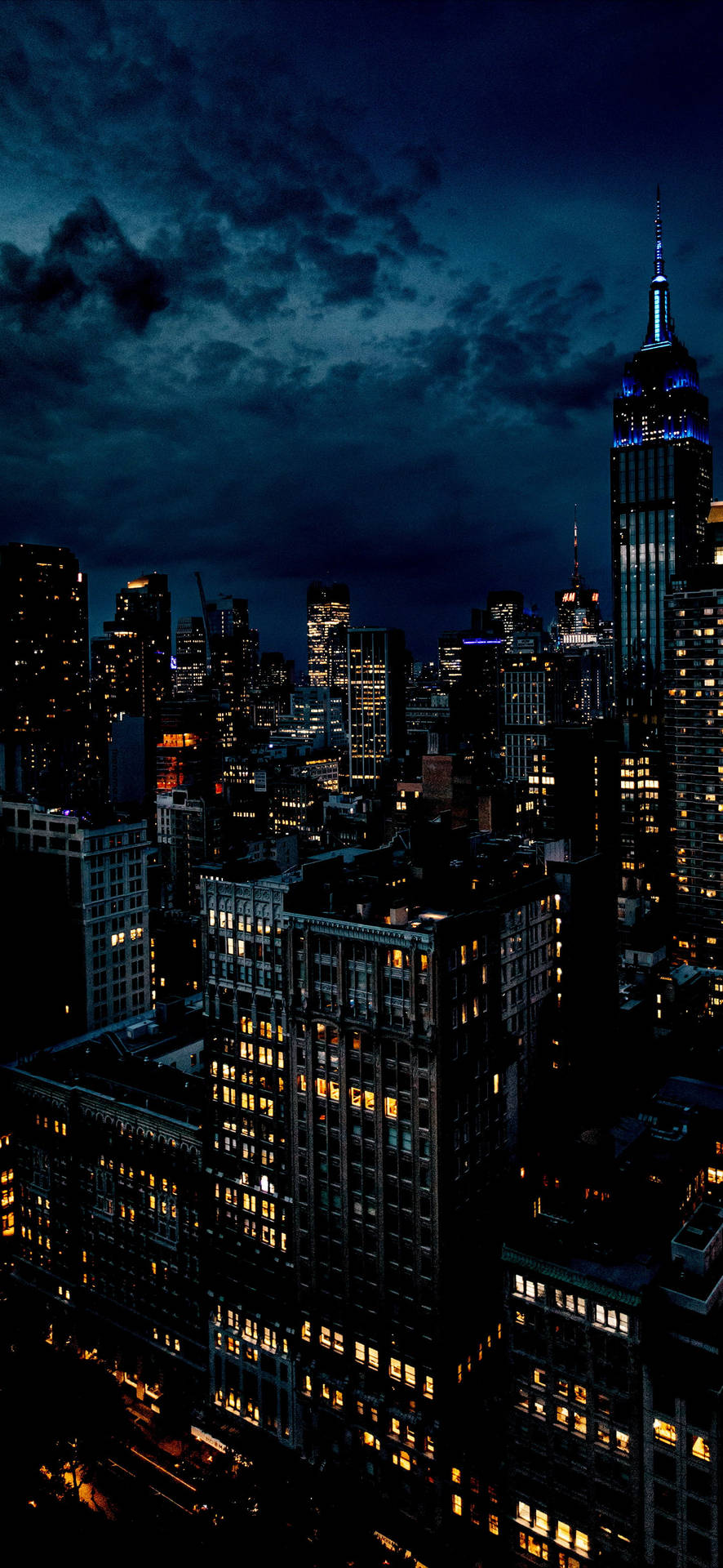 Aesthetic City With Lit Up Buildings T2x7x6rhh8ict3d8 Wallpaper