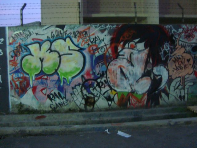 Graffity Walpaper Graffiti Murals Bbc Wall Street
