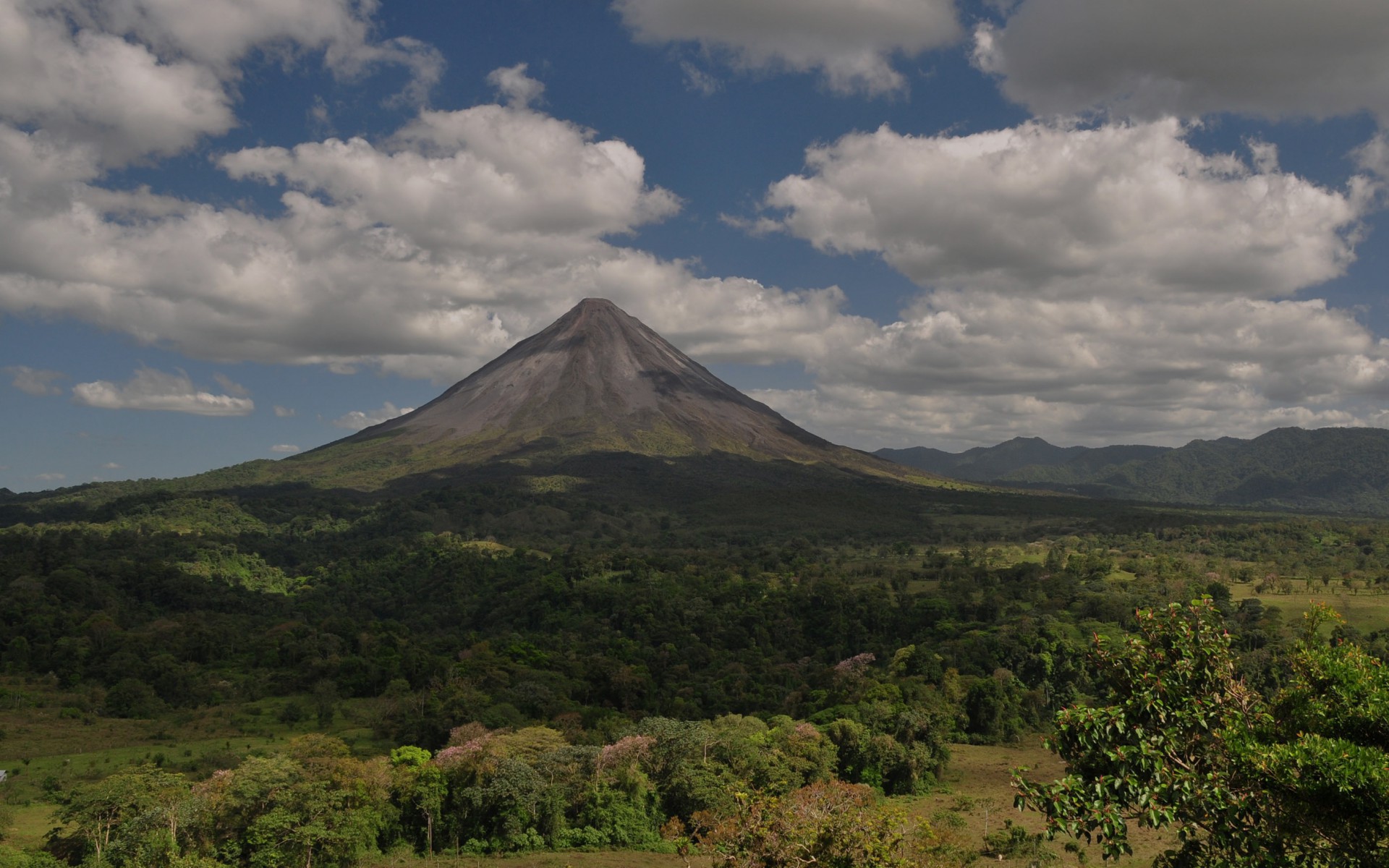 Arenal Volcano Costa Rica Wallpaper