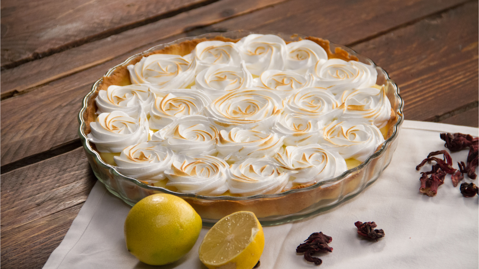 Meringue Wallpaper