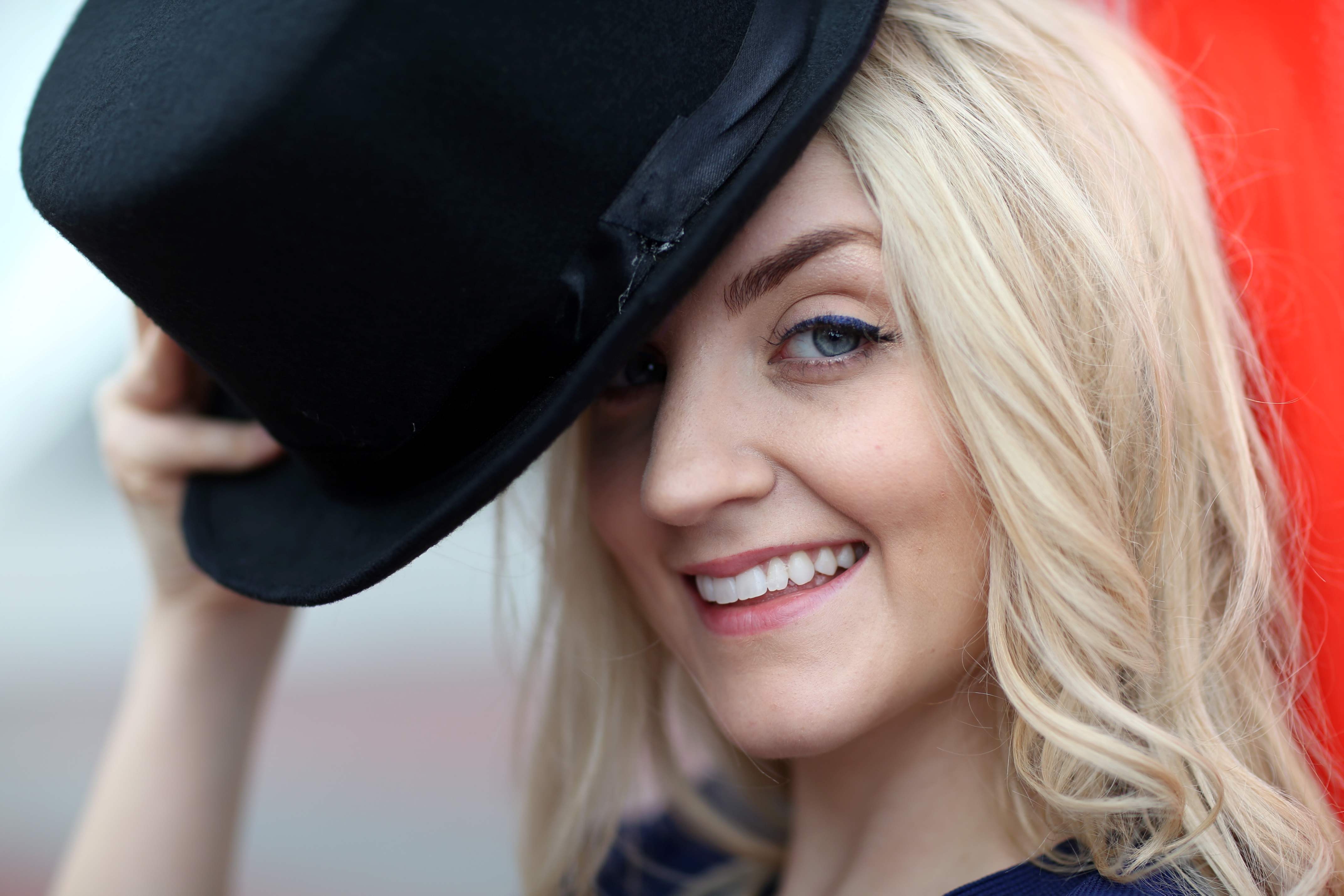 Evanna Lynch Wallpapers Full HD Pictures