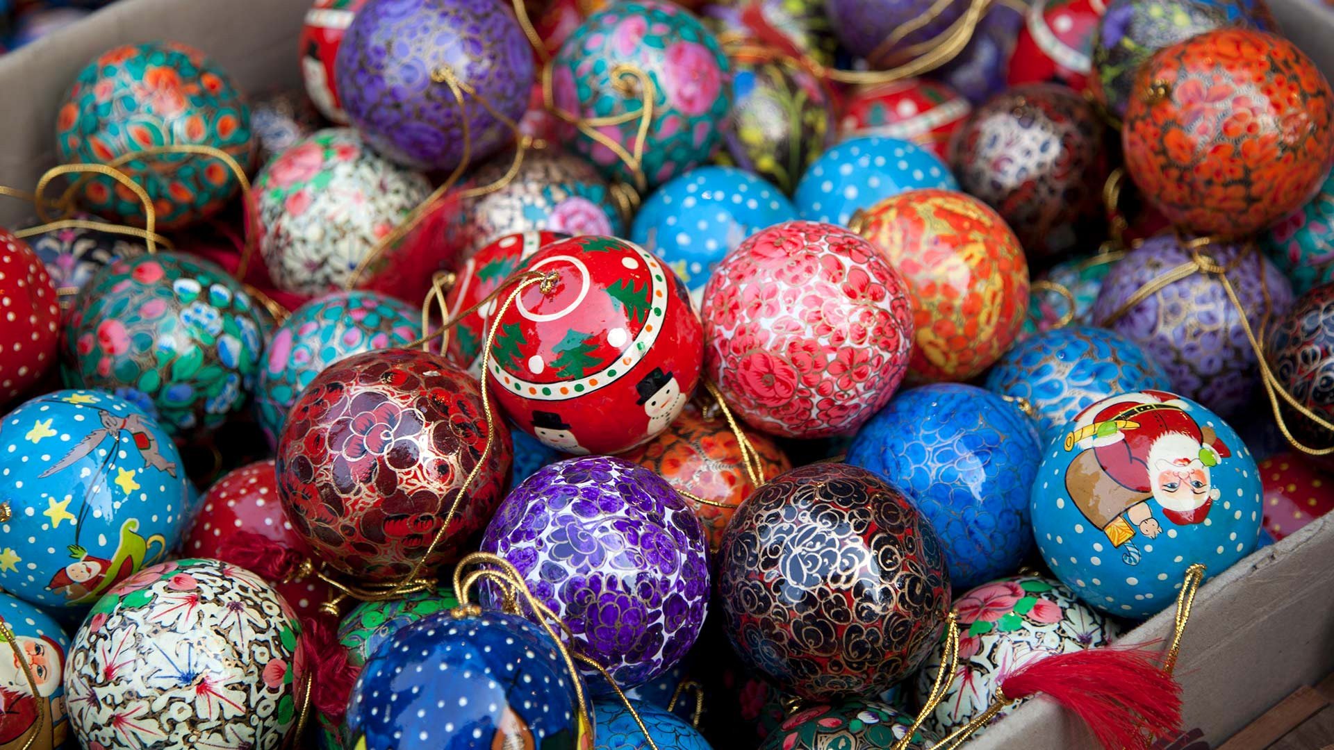 Awesome Christmas Ornaments Decorations Wallpaper Id