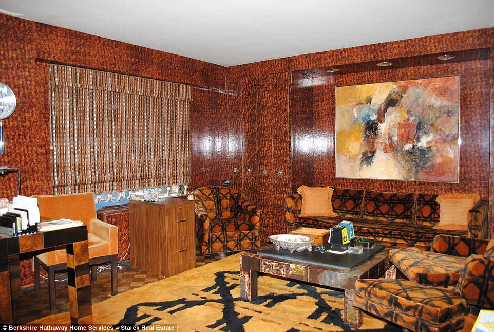 Chicago condo untouched since the 1970s hits the market Daily Mail