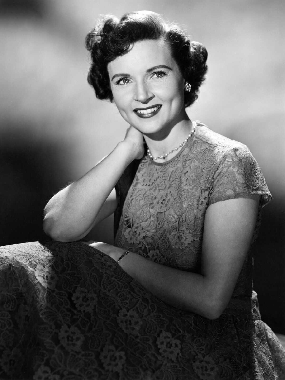 Betty White Wallpaper