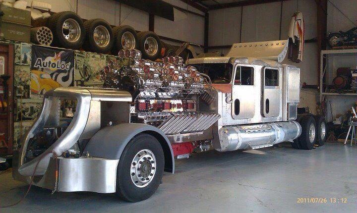 Cylinder Big Mike Detroit Diesel Is A Sight And Sound To Behold