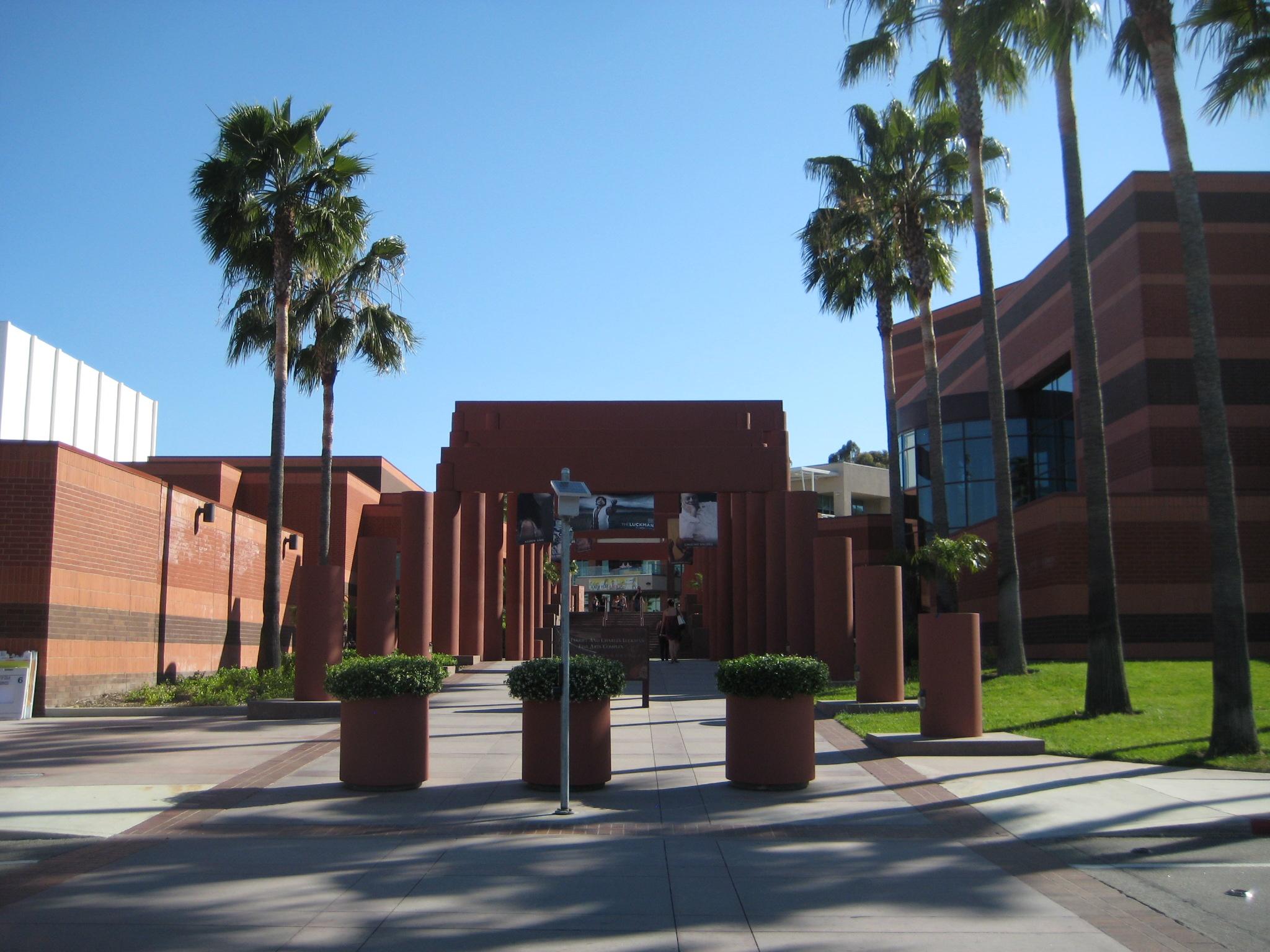 Csula Administrator Threatens To Protest Santorum Lecture Young