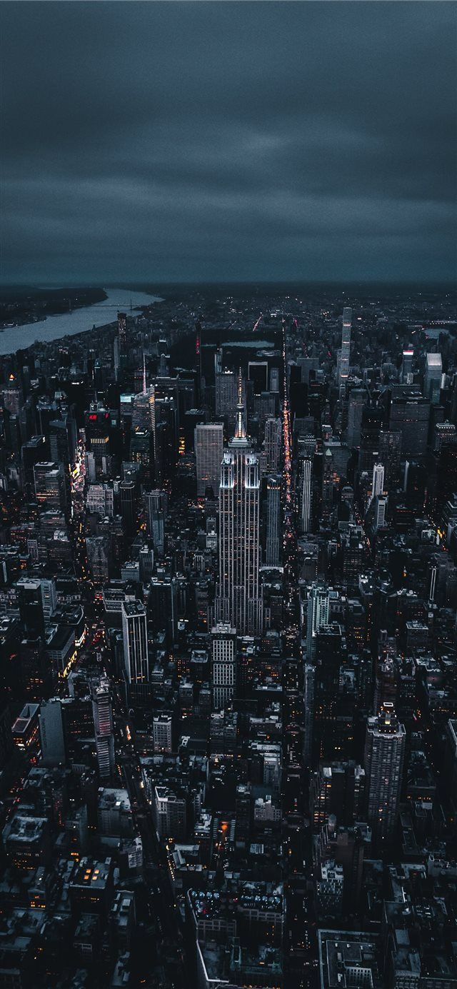 Empire State Building iPhone X wallpaper night light sky
