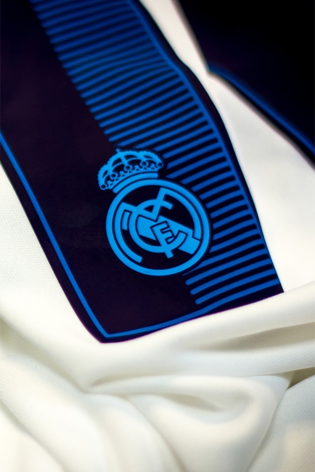 Real Madrid Badge iPhone 4 Wallpaper and iPhone 4S Wallpaper 640x960