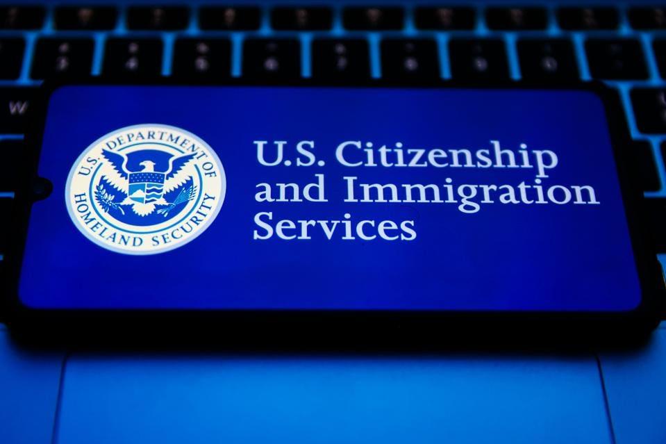 Biden Immigration Rule Copies Some Trump Plans To Restrict H 1b Visas