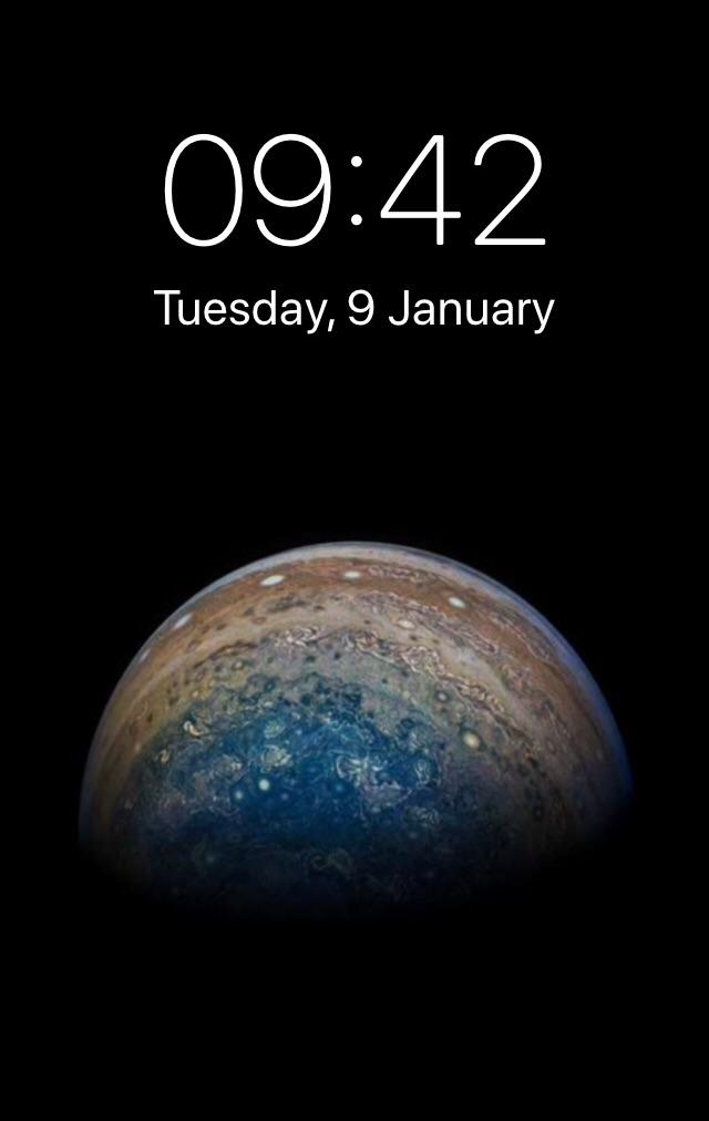 Set My iPhone Wallpaper To A Beautiful Picture Of Jupiter R