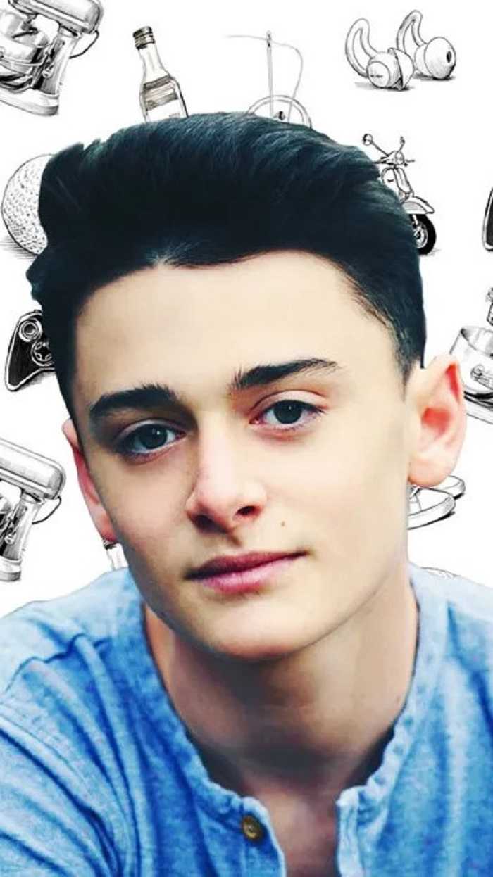 Phone Noah Schnapp Wallpaper