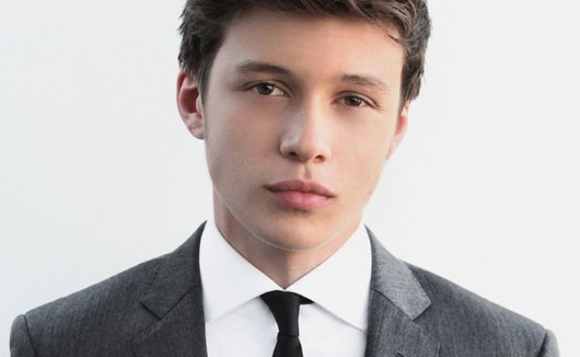 Nick Robinson Image Pictures Becuo