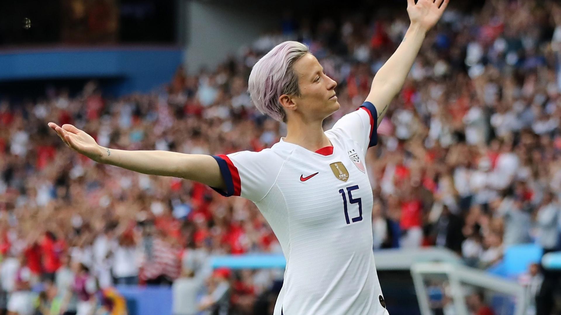 Megan Rapinoe Fans Launch Petition To Get Usa Star On Front Cover