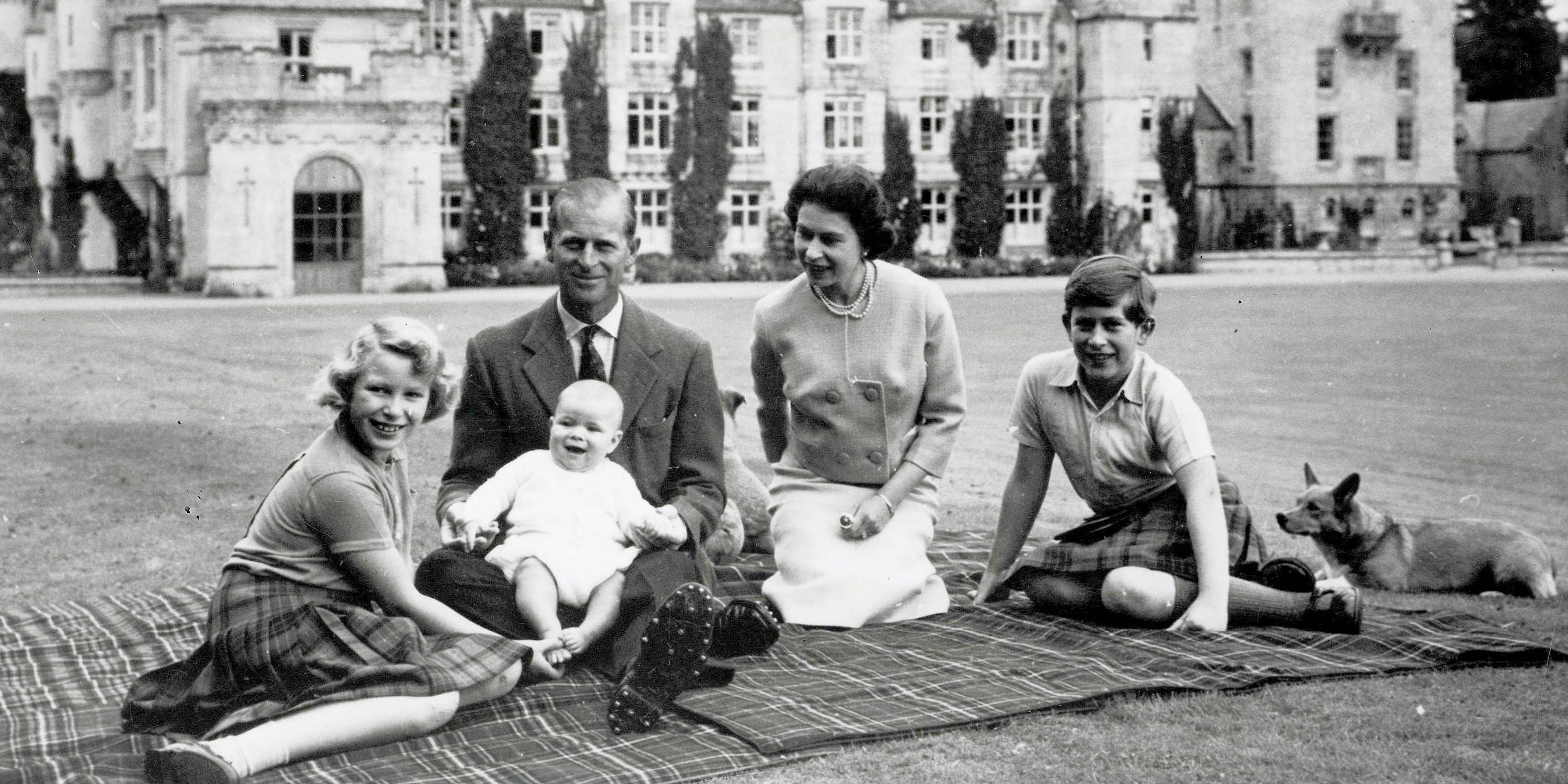 Photos Of The British Royal Family History