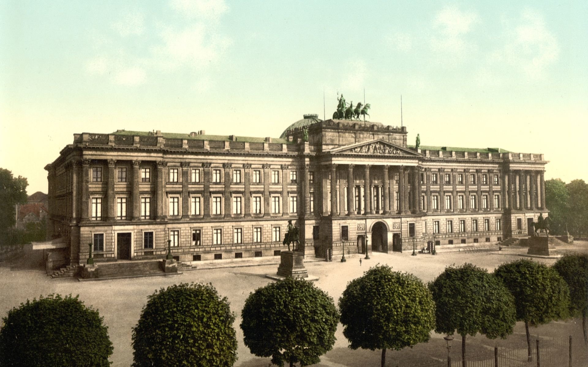 Brunswick Palace HD Wallpaper Background Image