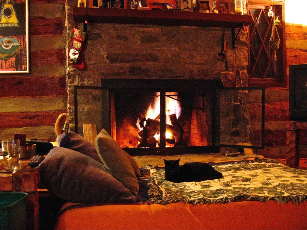 free autumn fireplace screensaver