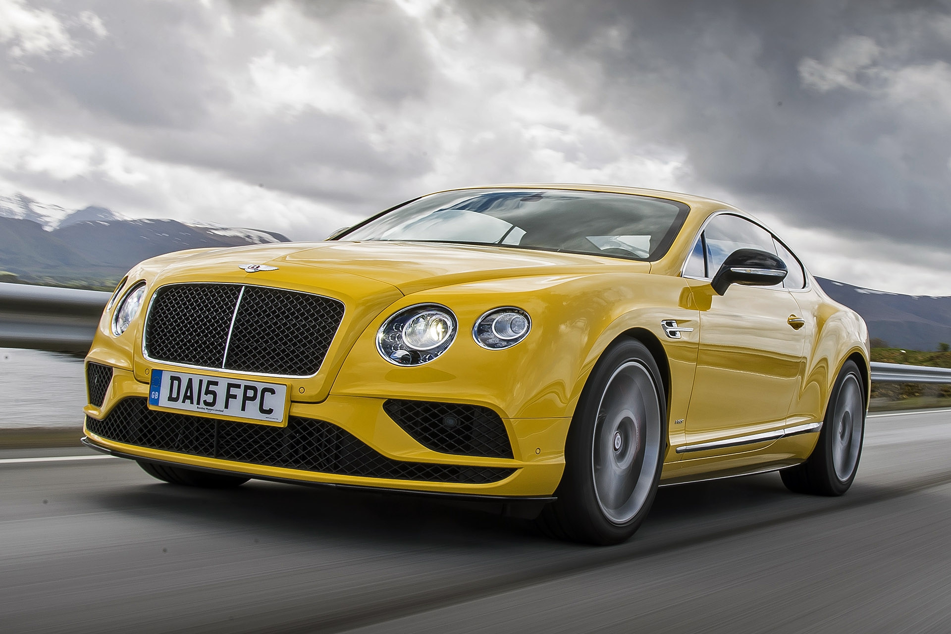 Bentley Continental Gt Wallpaper Image Photos Pictures Background