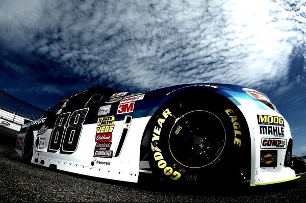 Check Out Dale Earnhardt Jr And His New Nationwide Paint Scheme