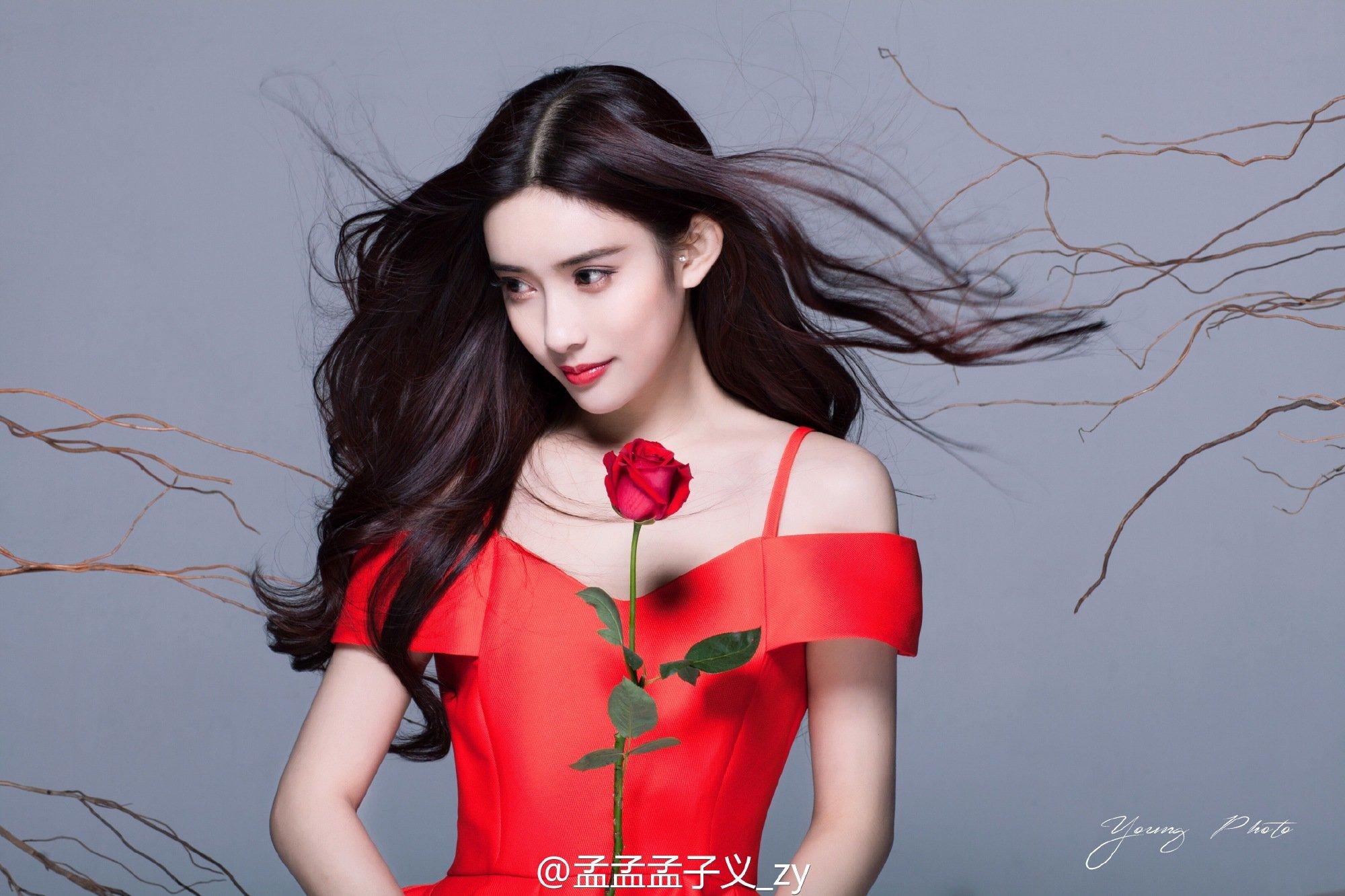 Meng Ziyi Archive On Weibo