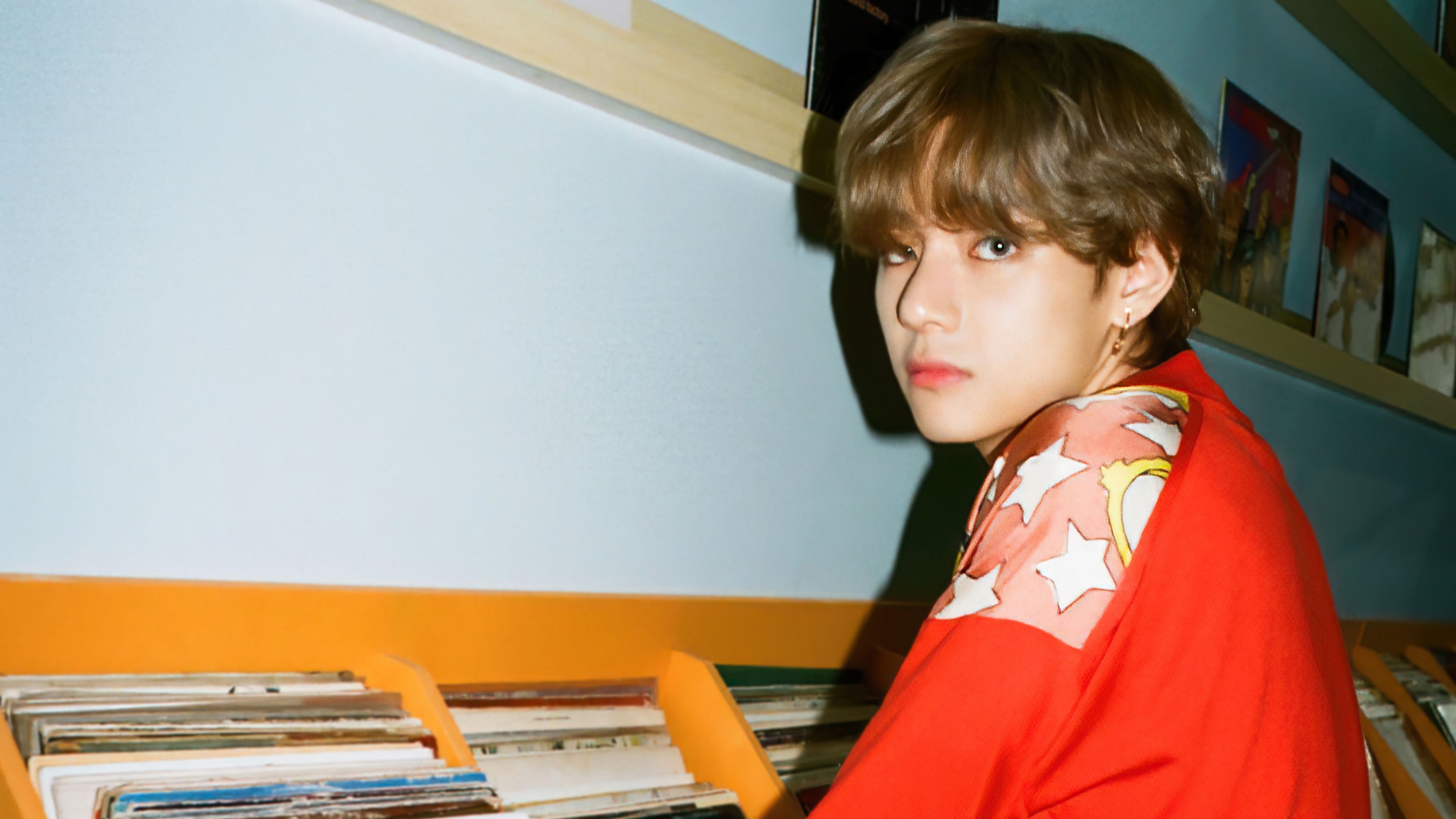 Kim Tae Wallpaper