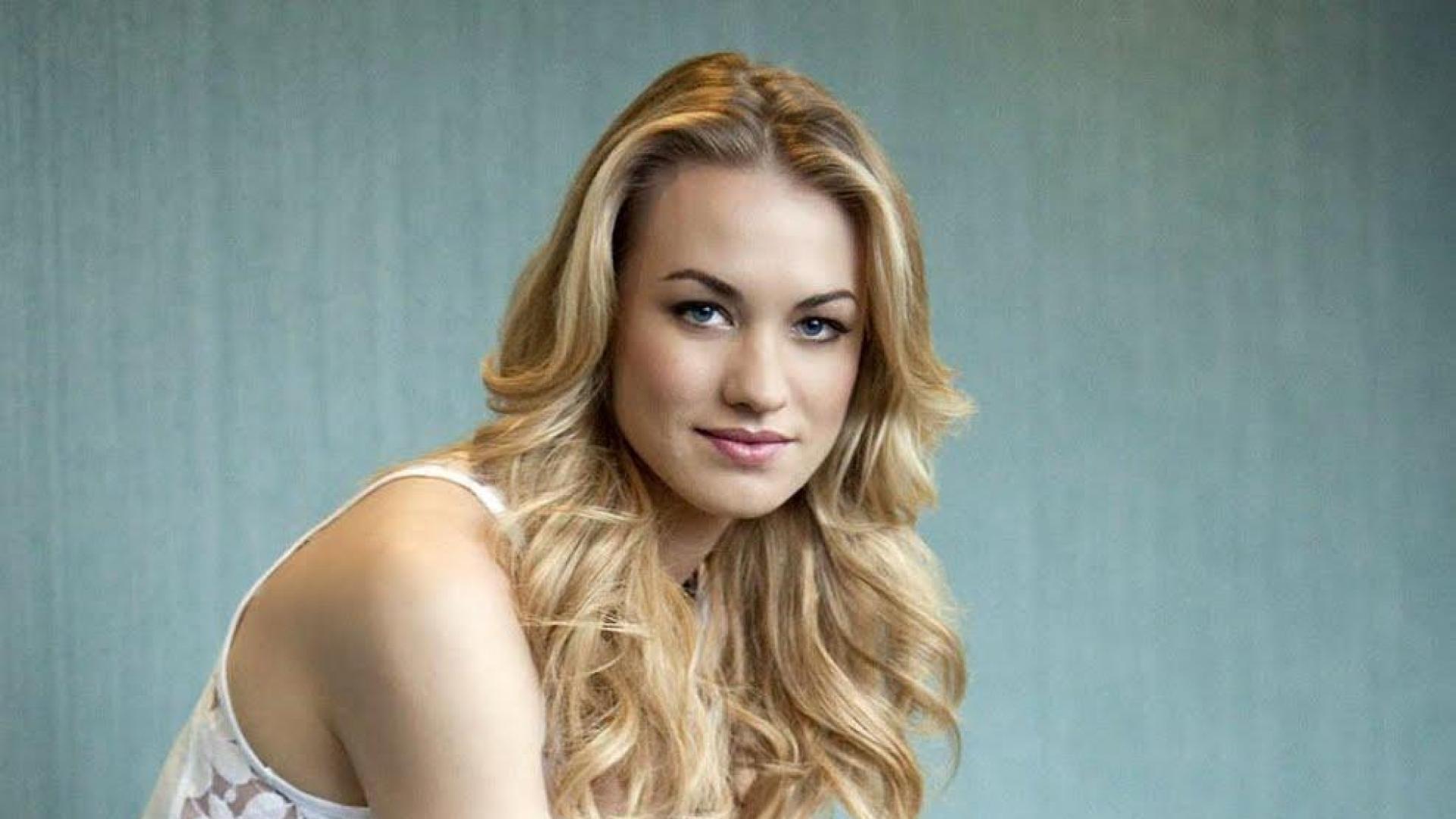 Yvonne Strahovski Women Hd Wallpaper Desktop Background