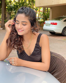 Nisha Guragain Wallpaper In Black Outfit HD Photos Collection