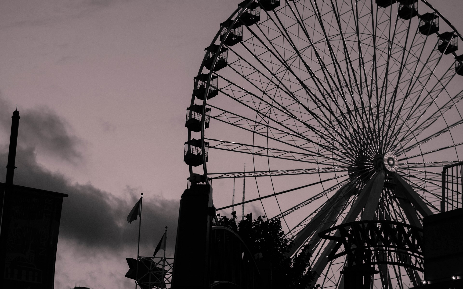 Ferris Wheel Desktop Wallpaper