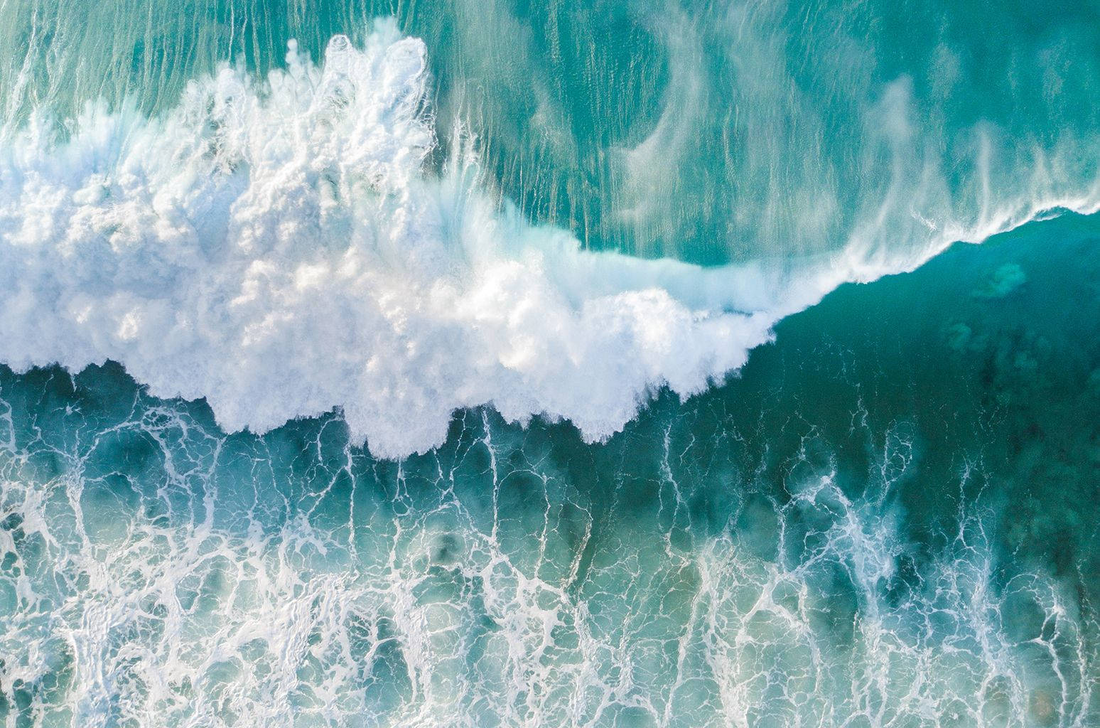 Aesthetic Ocean Wallpaper