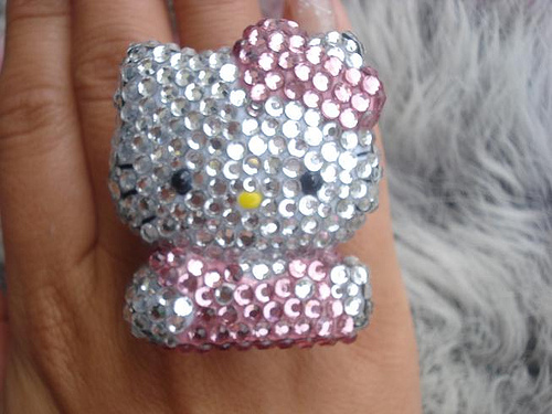 Love My Bling Hello Kitty Ring