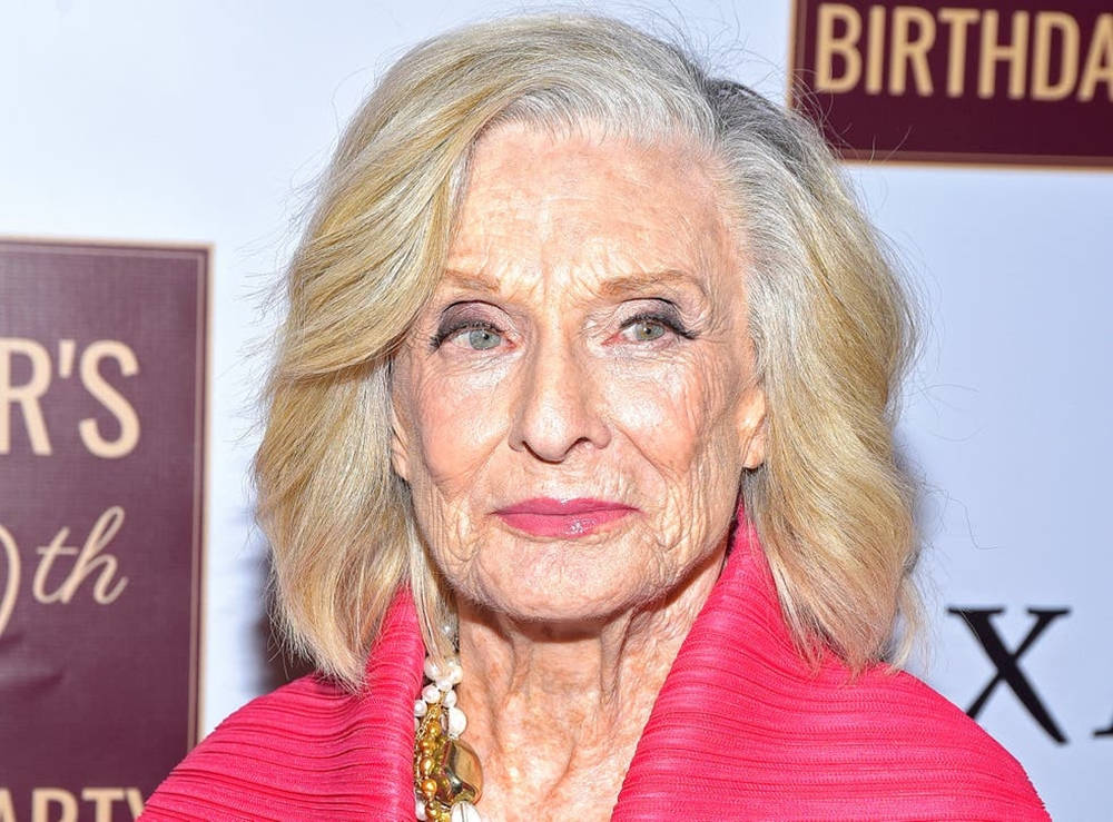 Cloris Leachman Ed Asner S 90th BirtHDay Wallpaper