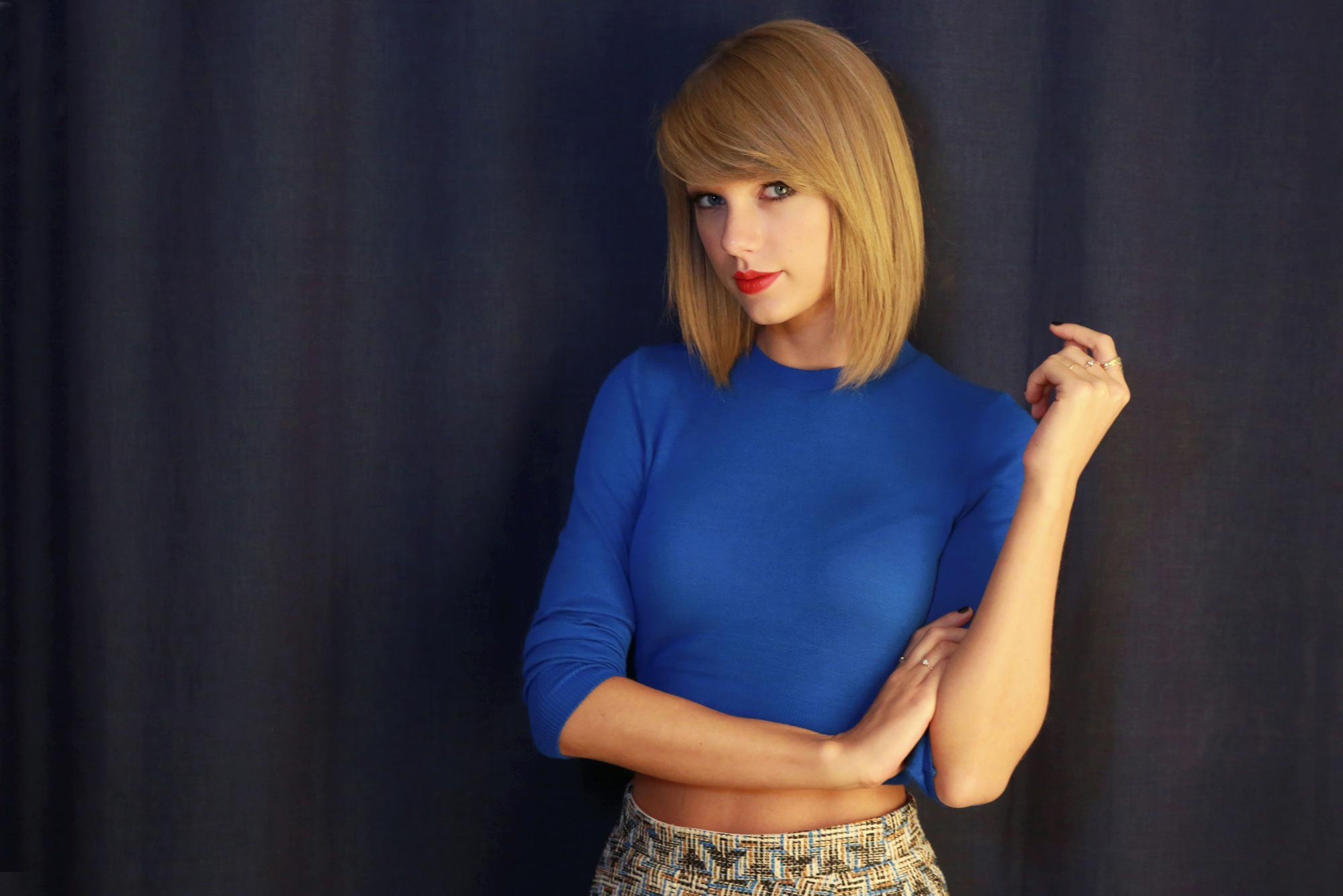 Taylor Swift Photoshoot For Le Parisien Magazine