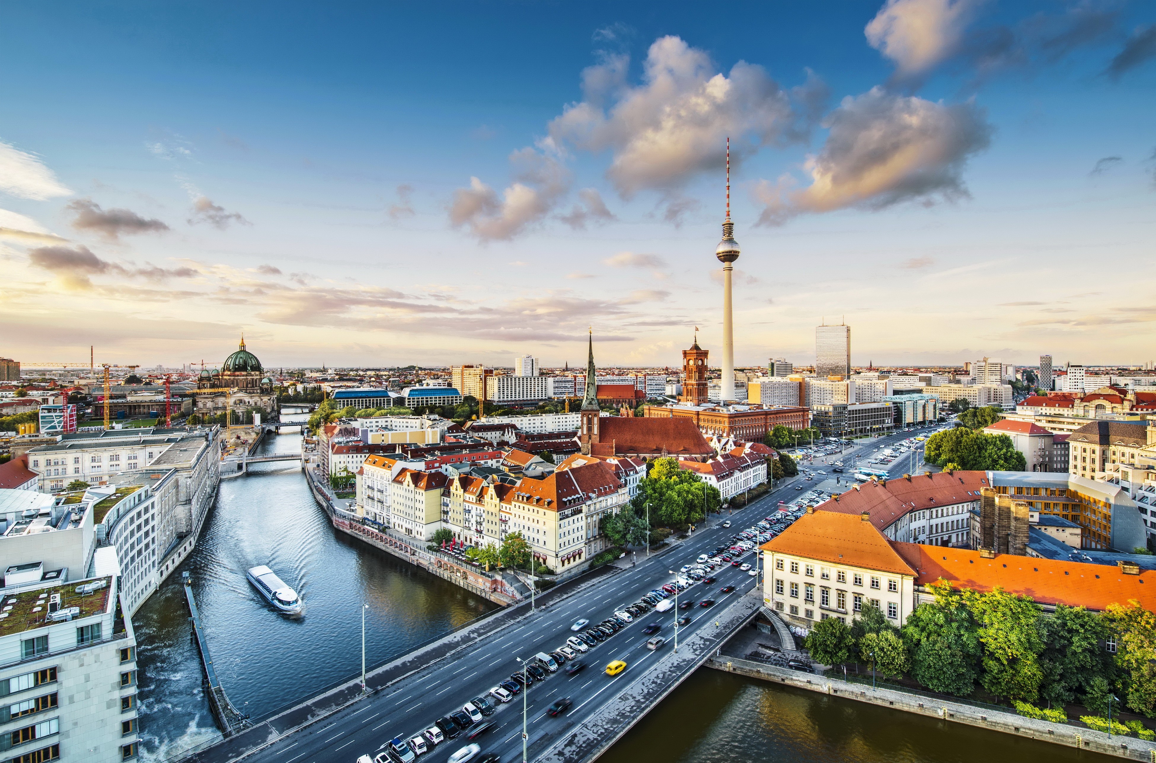 Berlin Canals Wallpaper