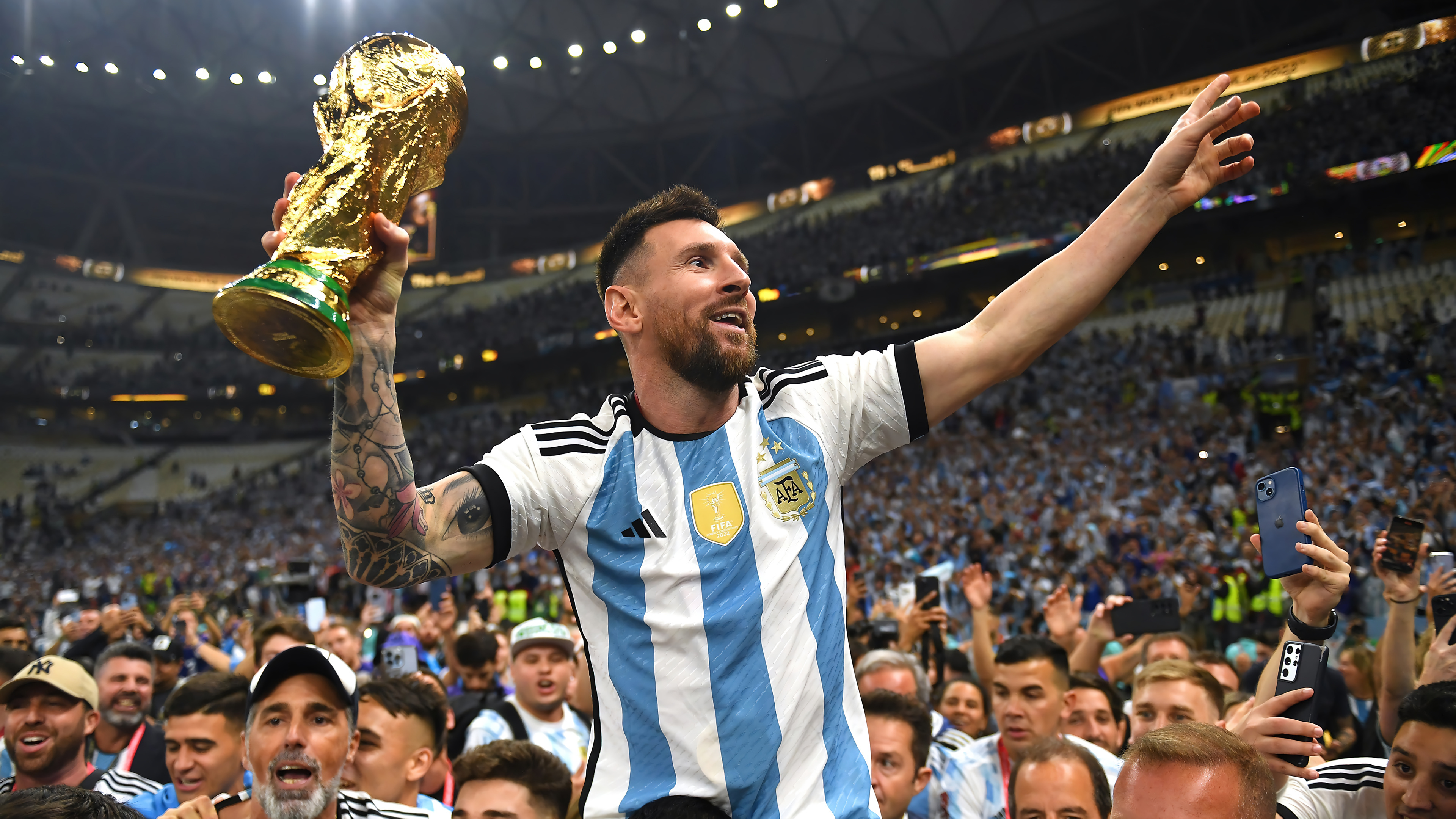 Lionel Messi Fifa World Cup Trophy Winner 4k Wallpaper