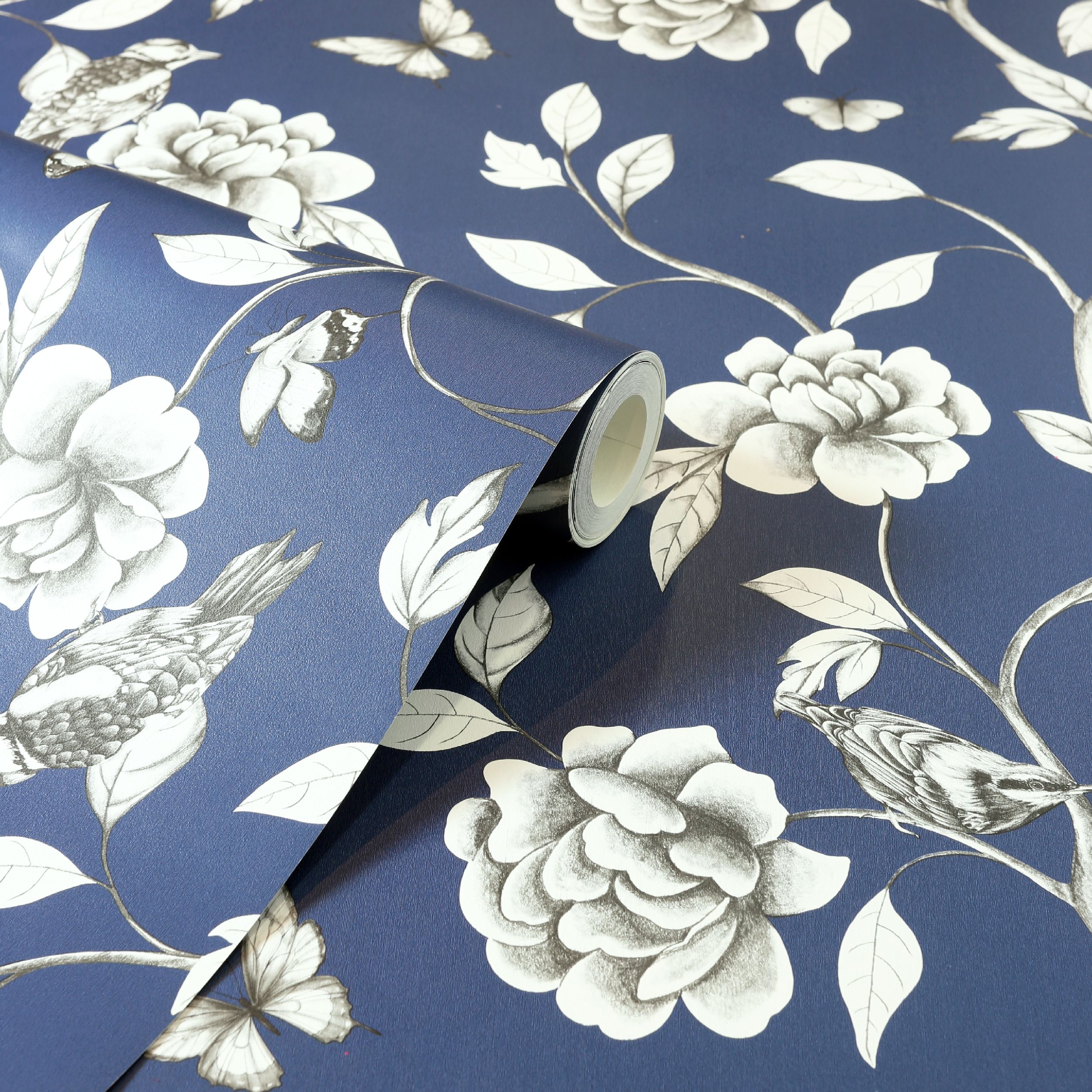 Rose Garden Navy Wallpaper