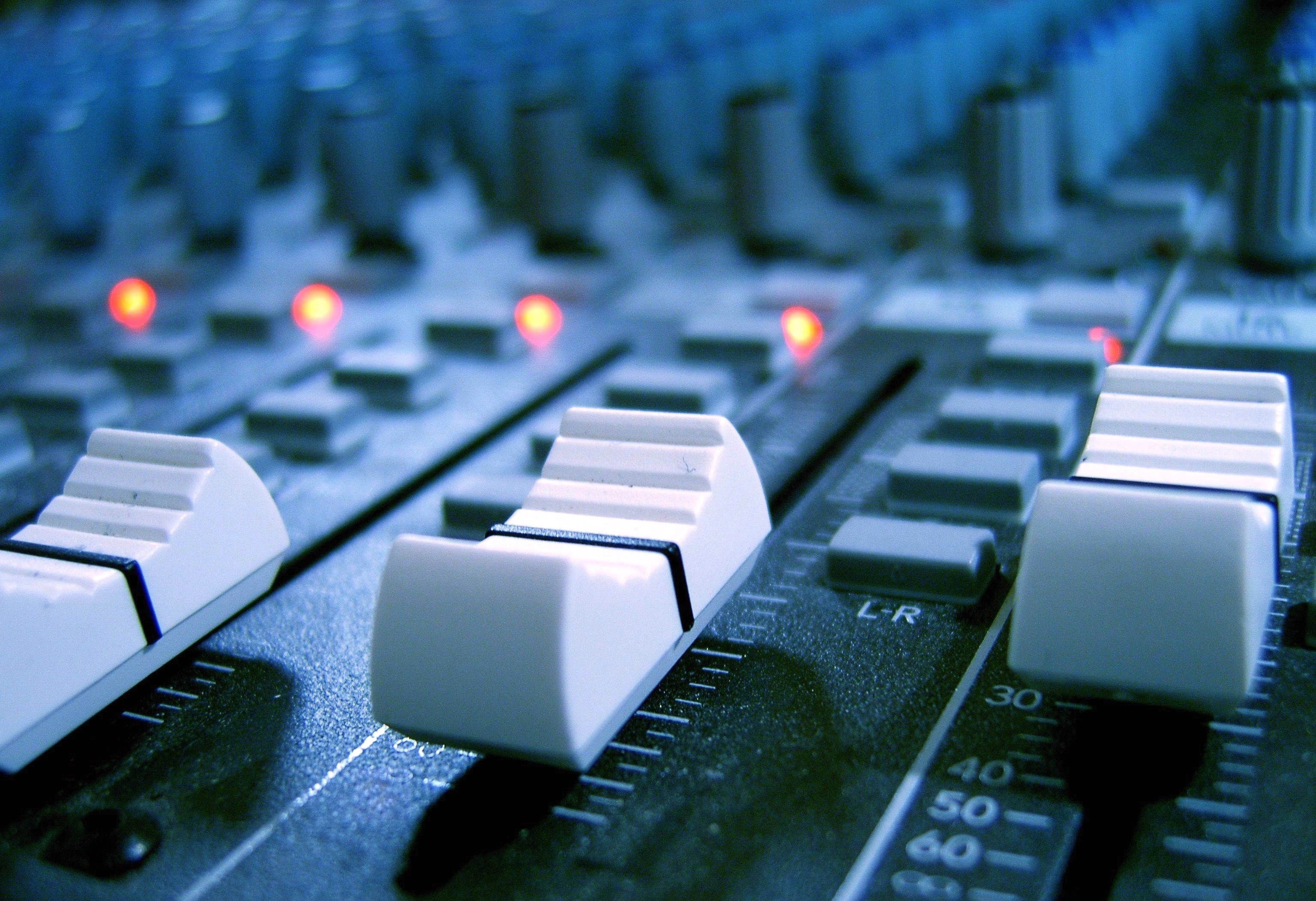 Mixer Wallpaper Top Background