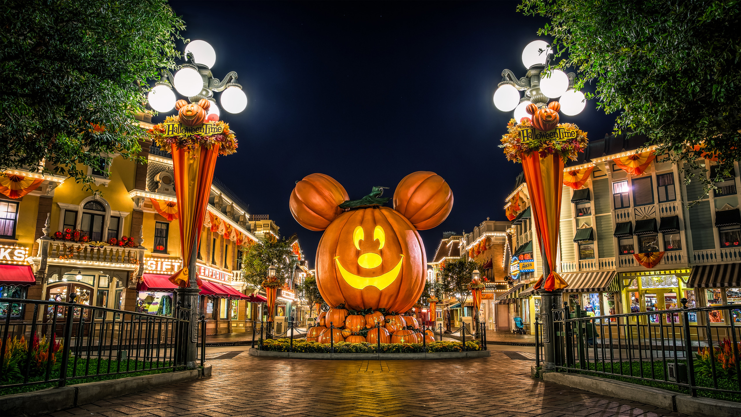 Halloween From Disneyland Widescreen Wallpaper Wide