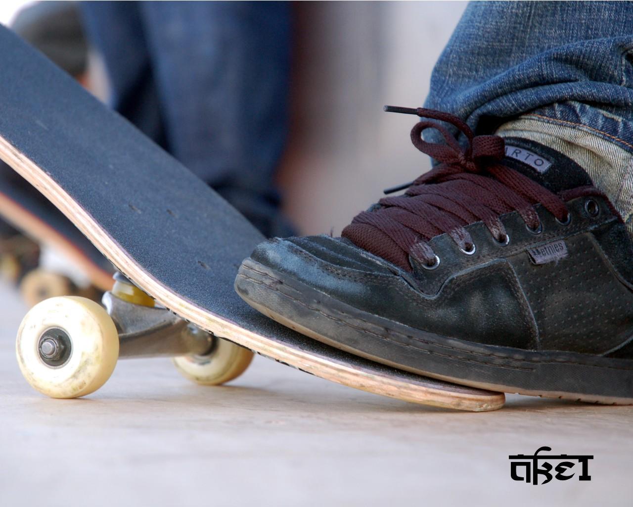 Ake1 Etnies Skate Shoes Wallpaper Skateboard